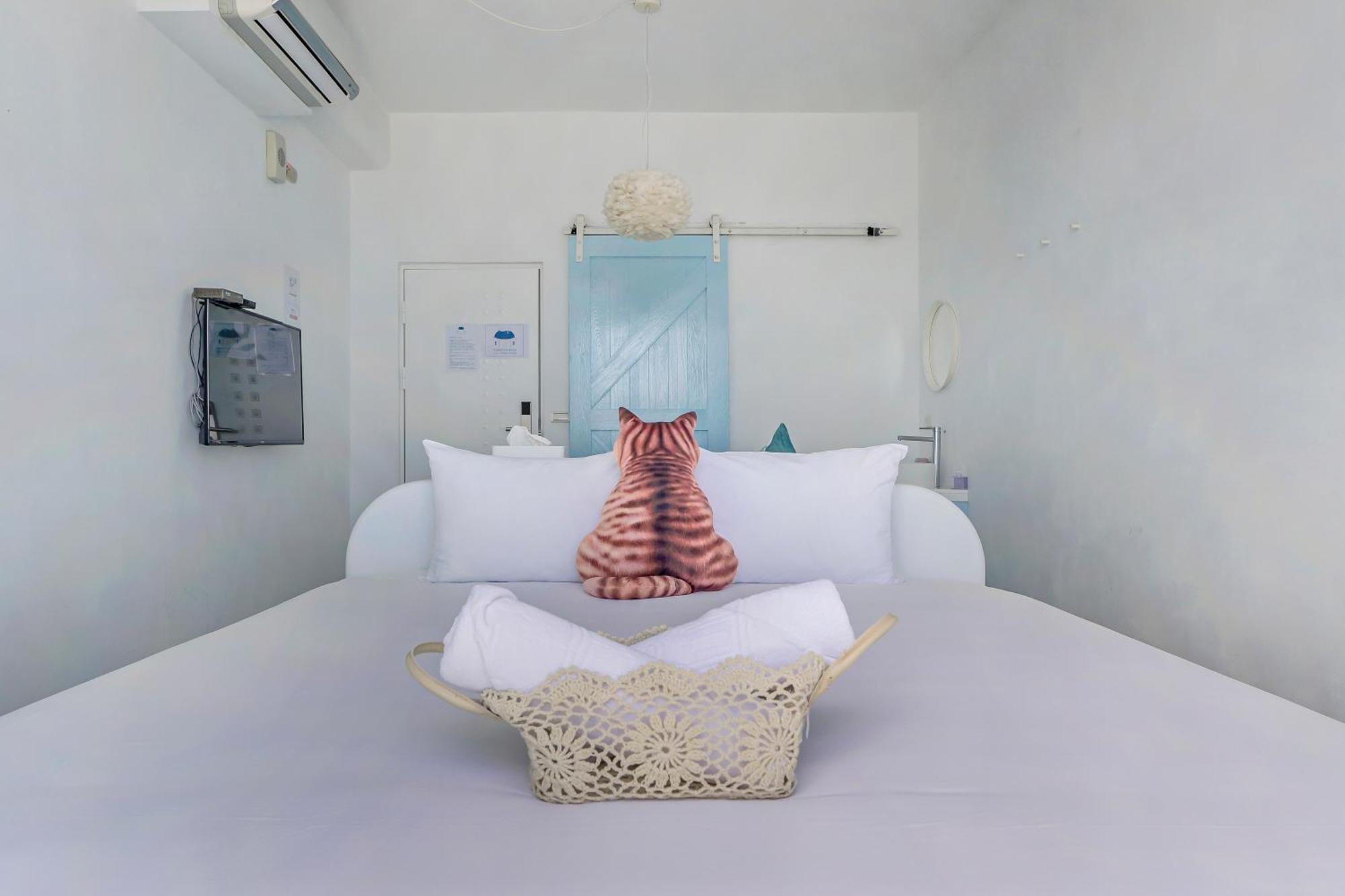 Cat At Greece Bed and Breakfast Nanwan Εξωτερικό φωτογραφία